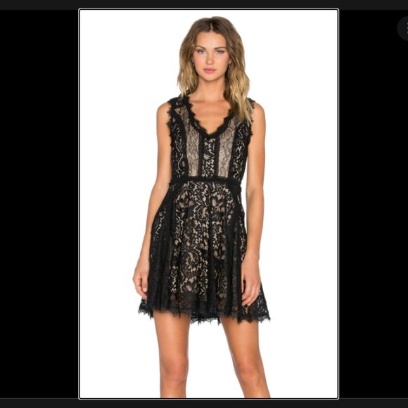 Heartloom Dresses & Skirts - HEARTLOOM Sierra Dress